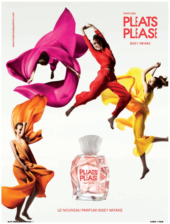 Publicité_Pleats Please